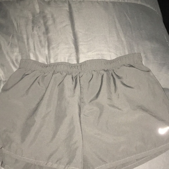 Nike Fit shorts - Picture 3 of 3